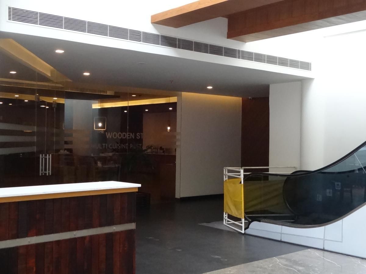 Woodies Bleisure Hotel Kozhikode Exterior photo
